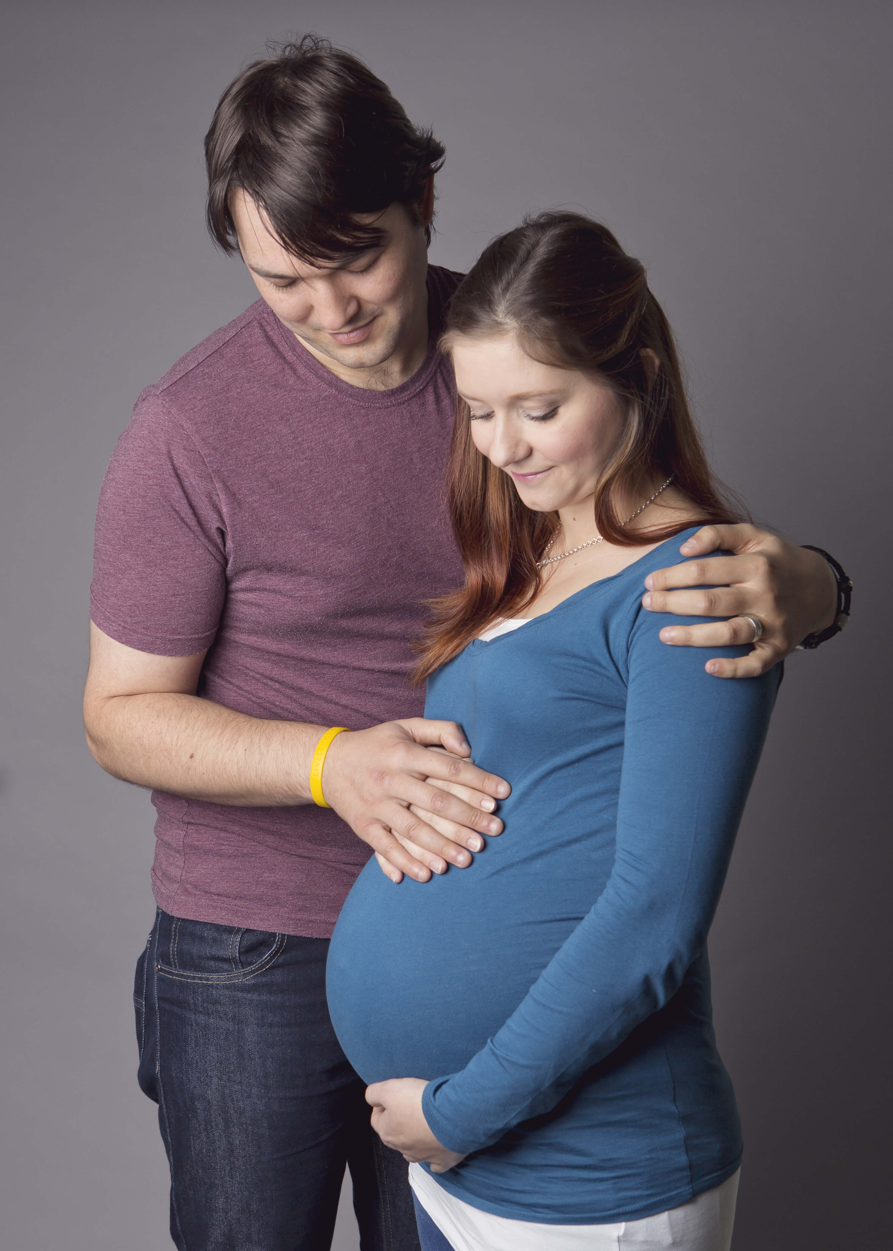 Couples maternity photo by Winchester maternity photographer