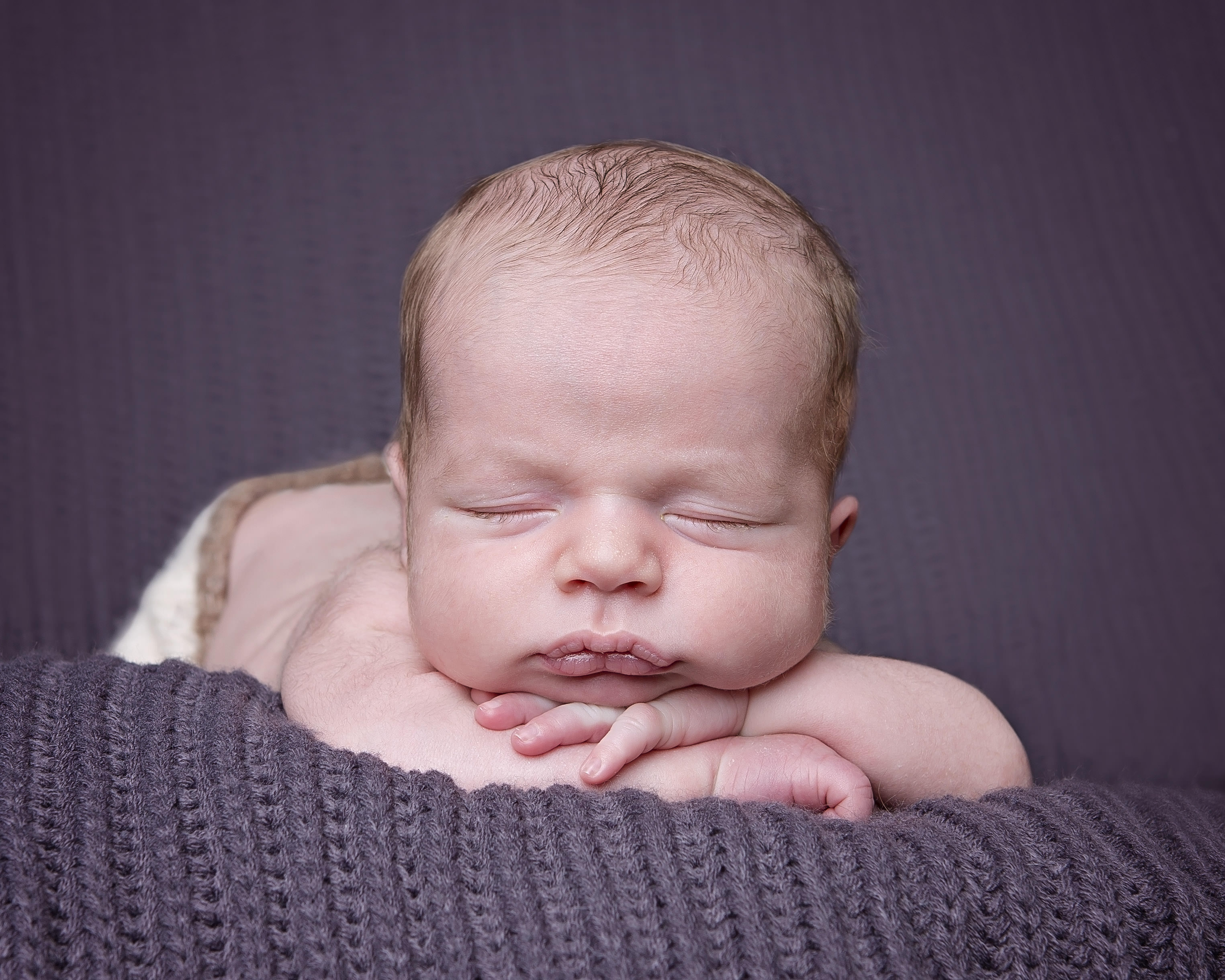 Newborn photographer Winchester Hampshire