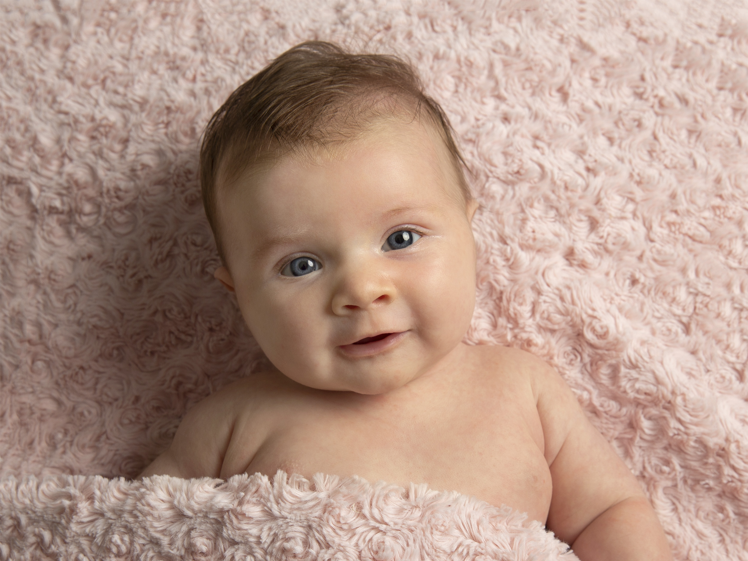 close up of baby by Winchester baby photographer